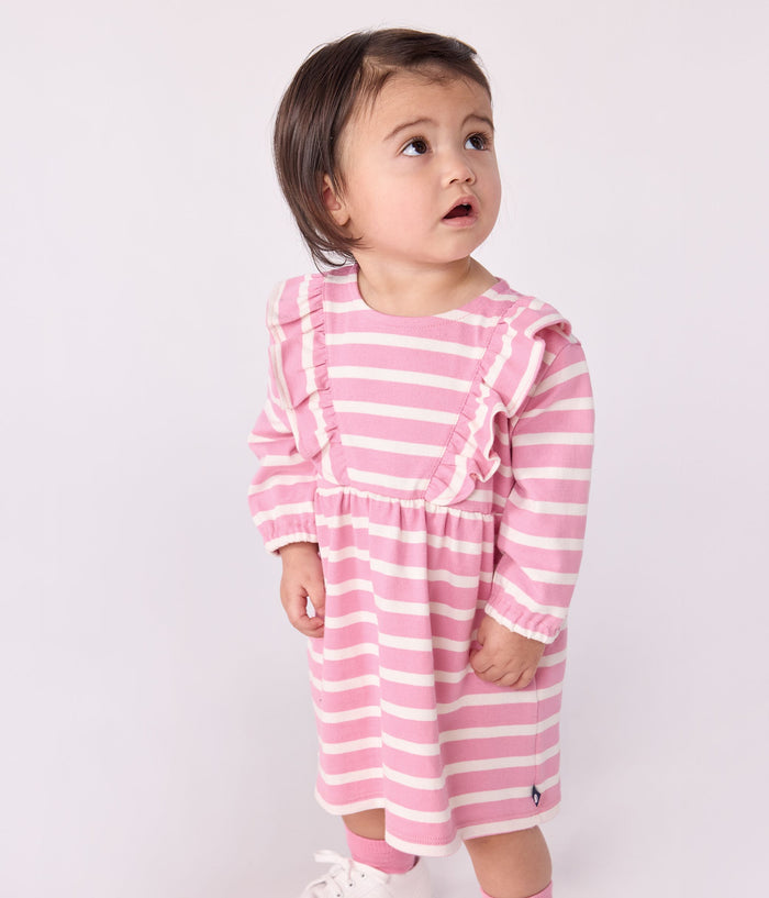 AW25 - A0EGO 01 PINK WHITE DRESSES FALL WINTER 2025/26 OUTFITS STRIPES