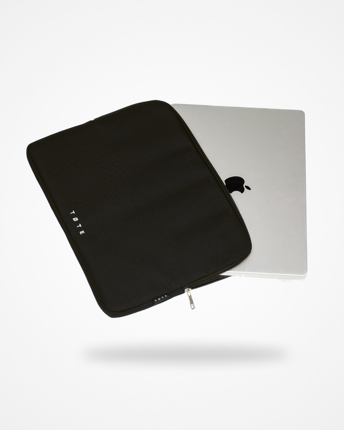 Black Laptop Sleeve | 16"