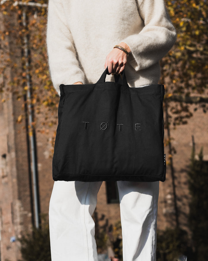 Black TØTE Bag | Stitched