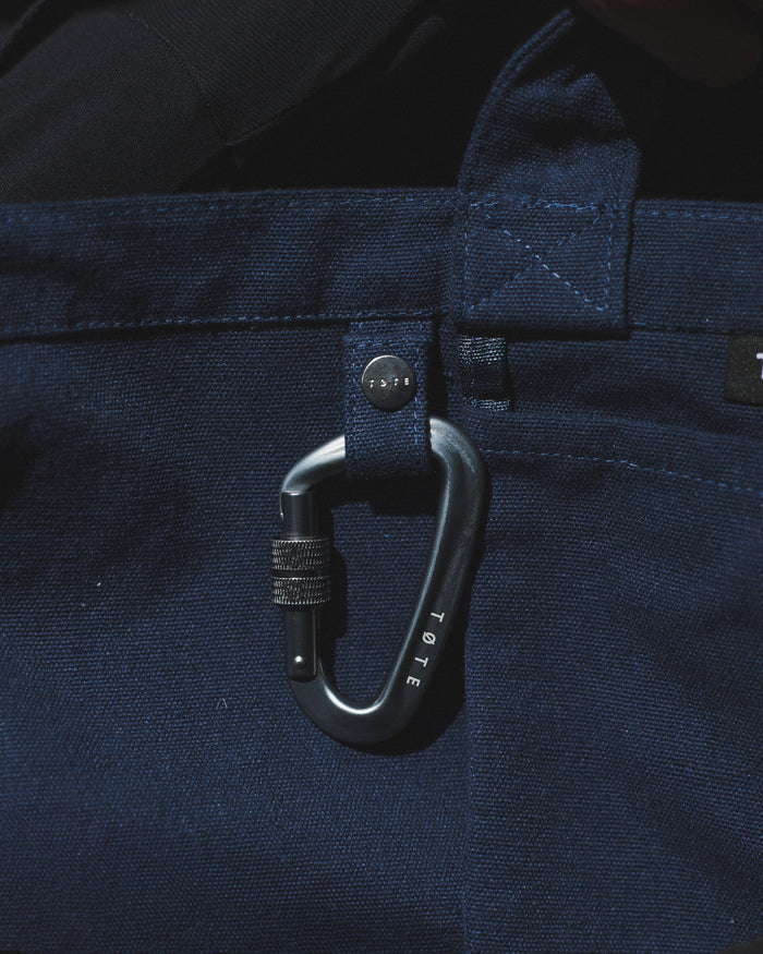 Carabiner |
