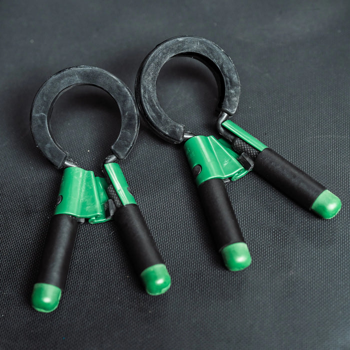 Cinch Clips: Rubber Gripped Barbell Collars Fringe Sport