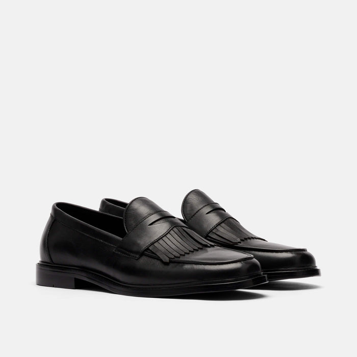 Clint Black Calf Leather Kiltie Loafers