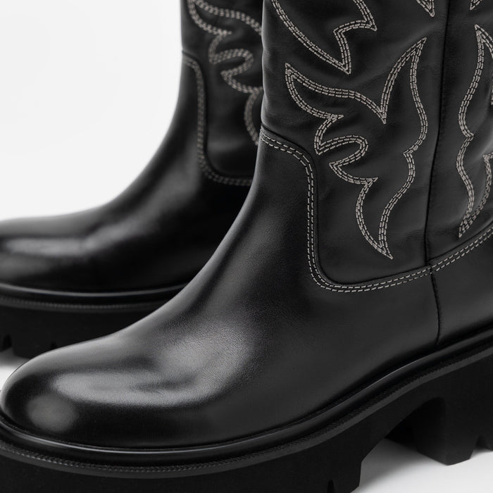 Daisy Black Leather Lug Cowgirl Boots