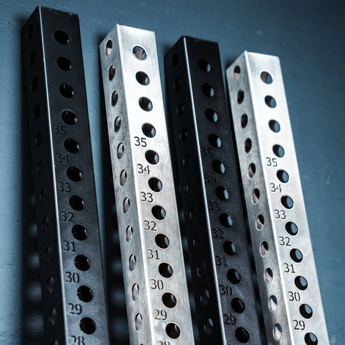 Dane 2.0 3x3 Uprights - 90" Fringe Sport