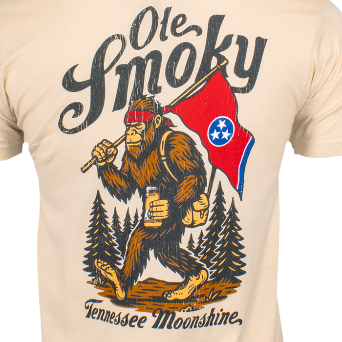 HIKING SASQUATCH TEE
