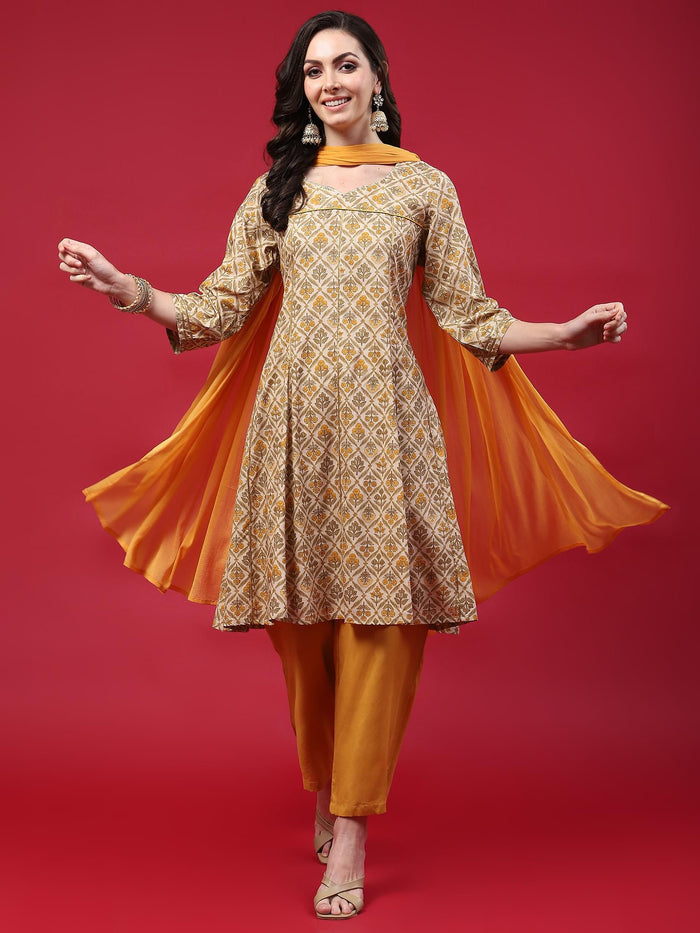 Indiessence Women Beige Floral Printed Kurta Comfort Pant Dupatta.