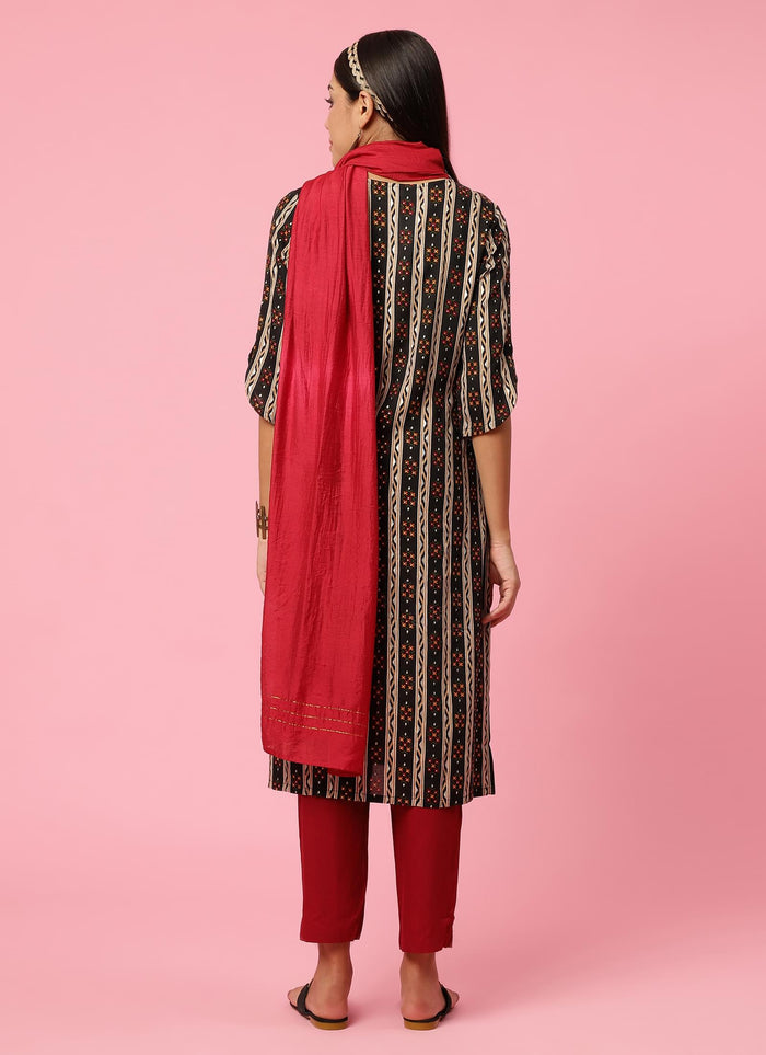 Indiessence Women Black Floral Printed Kurta Trouser Dupatta.