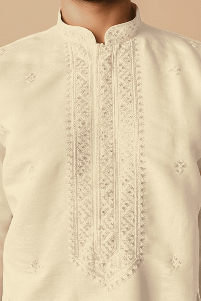 Men Off White Embroidered Straight Kurta With Trouser.