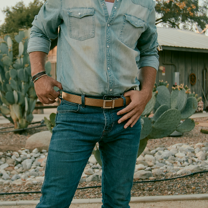 Man Wearing Kore Essentials Quarter Inch Coyote Nylon Web Gun Belt 1.25" with Q2 Buckle