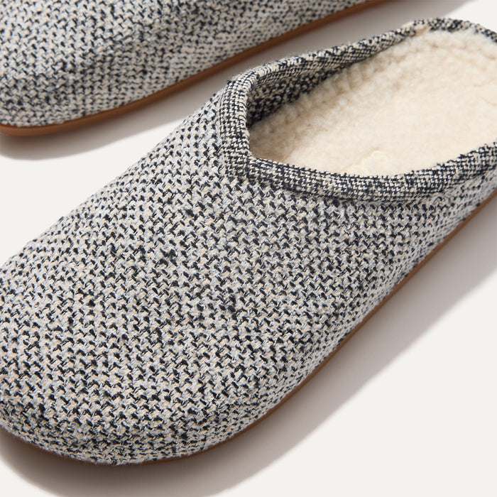 The toe and vamp of The Cozy Clog, in diagonal view.