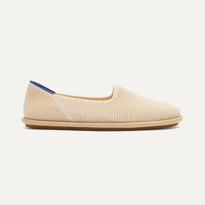 side | The Cruiser Loafer in White Raffia-Knit shown from the side.