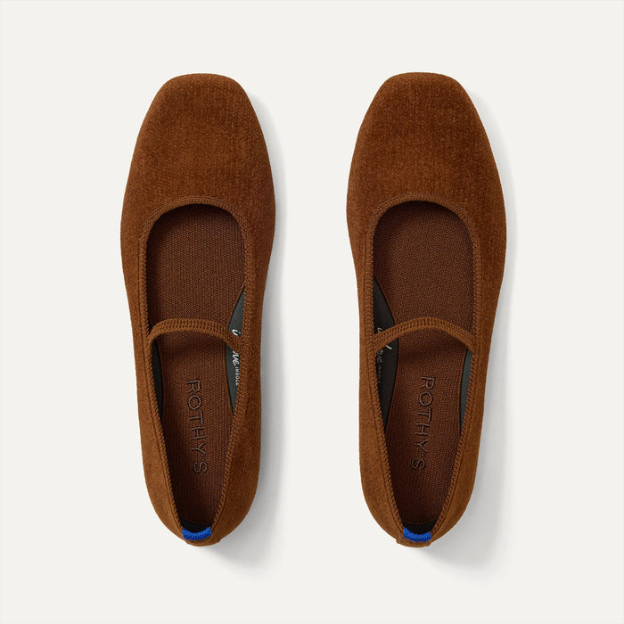 The Max Square Mary Jane in ReVelvet Russet shown from the top.