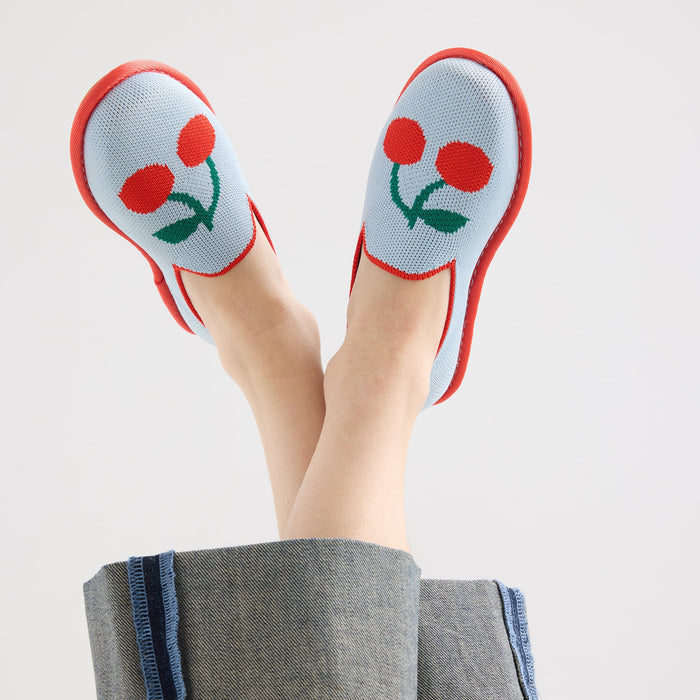 hover | Child wearing The Mini Loafer in Cherry Blue.