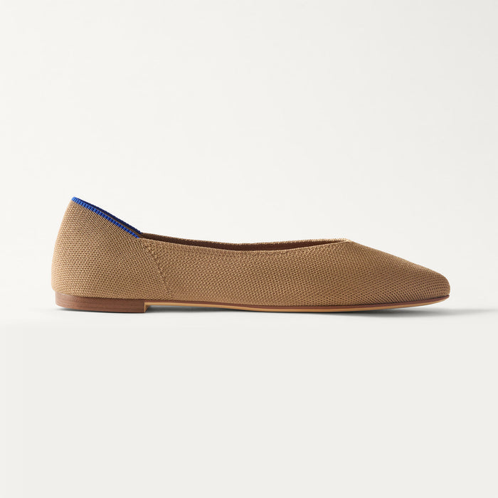 side | The Point III in Maple shown from the side.