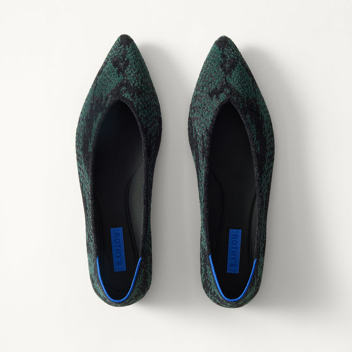 PDP | The Point III in ReVelvet Evergreen Python shown from the top.