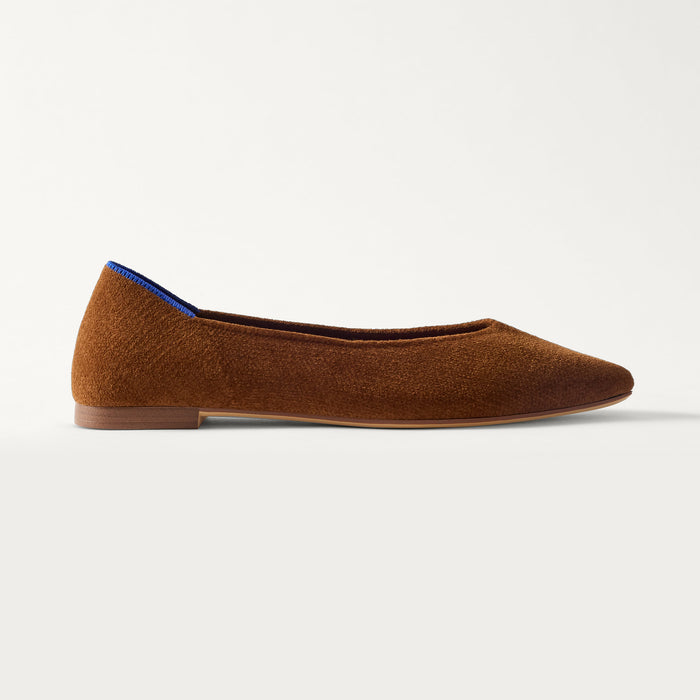 side | The Point III in ReVelvet Russet shown from the side.