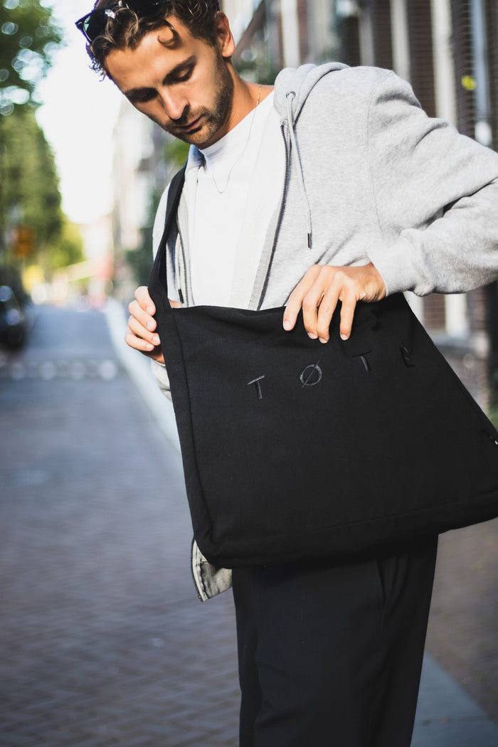 Wide-Strap TØTE Bag | Black