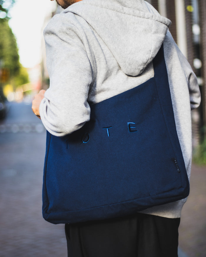 Wide-Strap TØTE Bag | Navy Blue