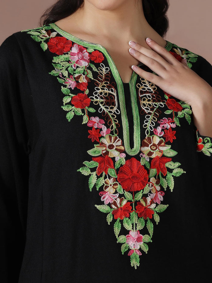 Winter Women Acrylic Black Embroidered Kurta.
