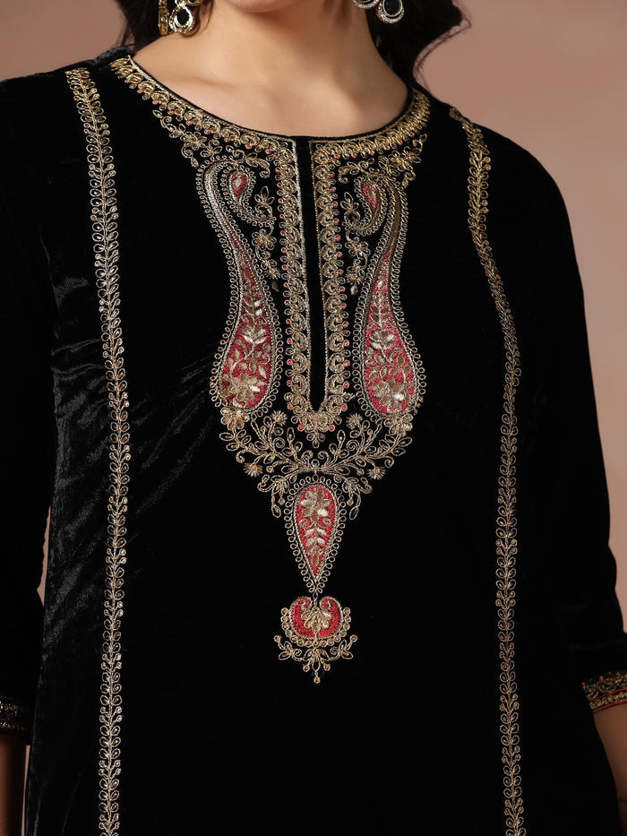 Winter Women Velvet Black Embroidered Kurta Comfort Pant With Dupatta.