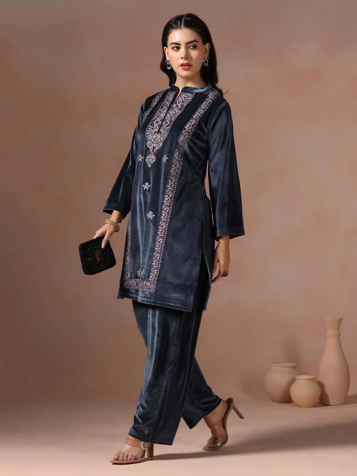 Winter Women Velvet Grey Embroidered Co-Ord Set.