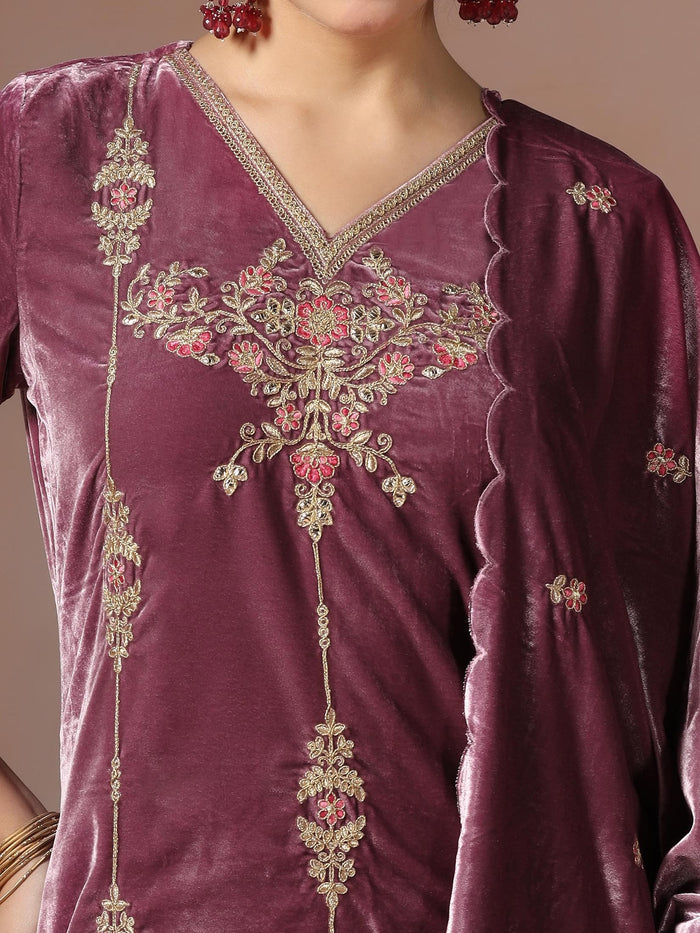 Winter Women Velvet Lilac Embroidered Kurta Comfort Pant Dupatta.