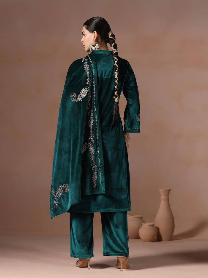 Winter Women Velvet Teal Embroidered Kurta Comfort Pant With Dupatta.