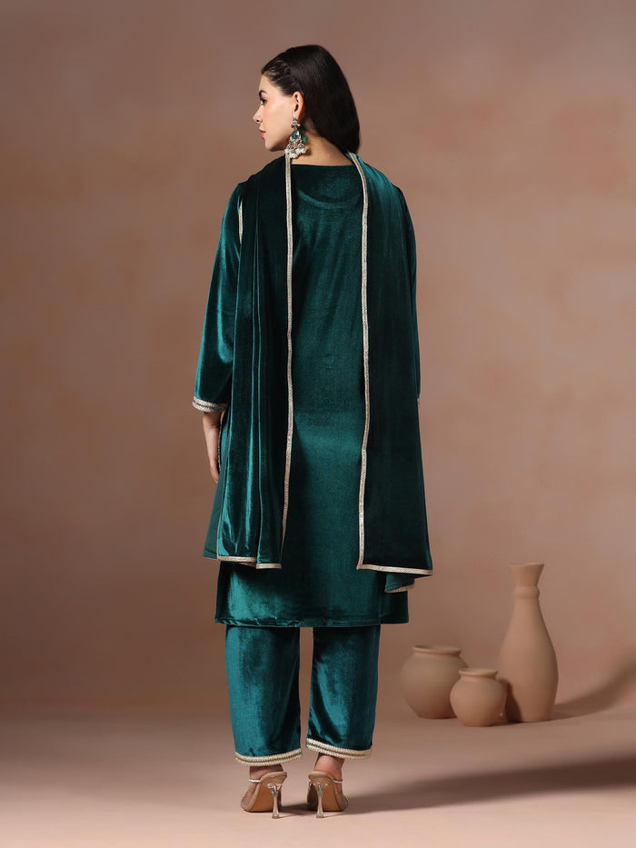 Winter Women Velvet Teal Solid Kurta Comfort Pant Dupatta.