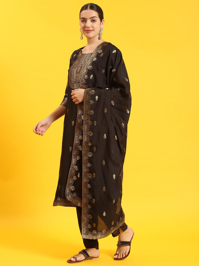 Women Black Printed Kurta Trouser Dupatta.