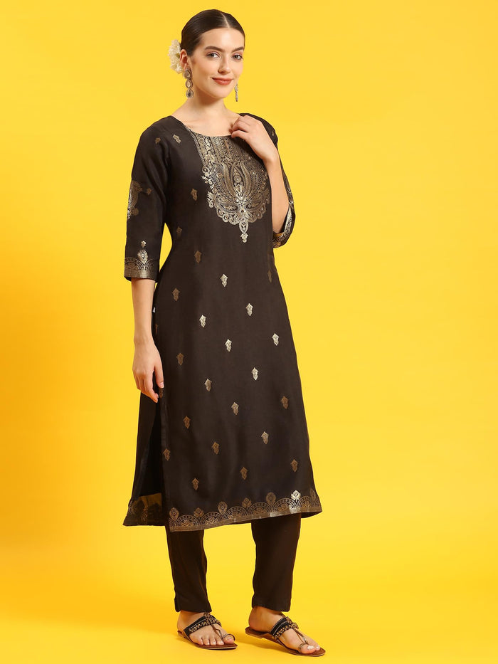 Women Black Printed Kurta Trouser Dupatta.