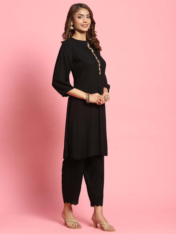 Women Black Solid Kurta Trouser Dupatta.