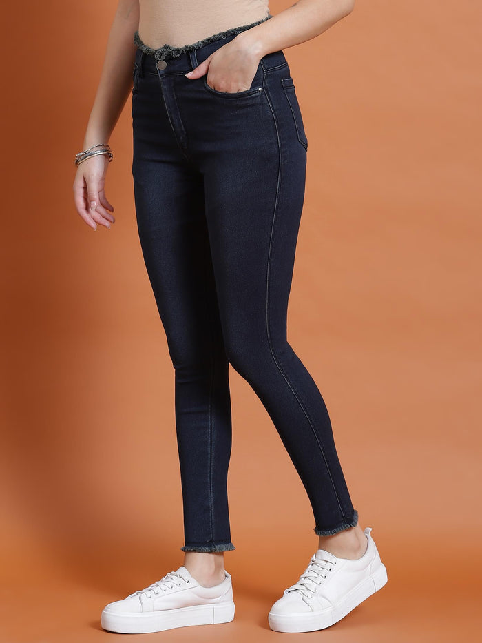 Women Black Solid Narrow Fringe Jegging.