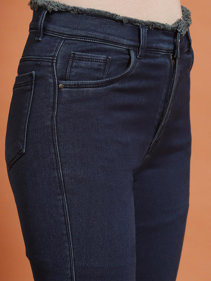Women Black Solid Narrow Fringe Jegging.