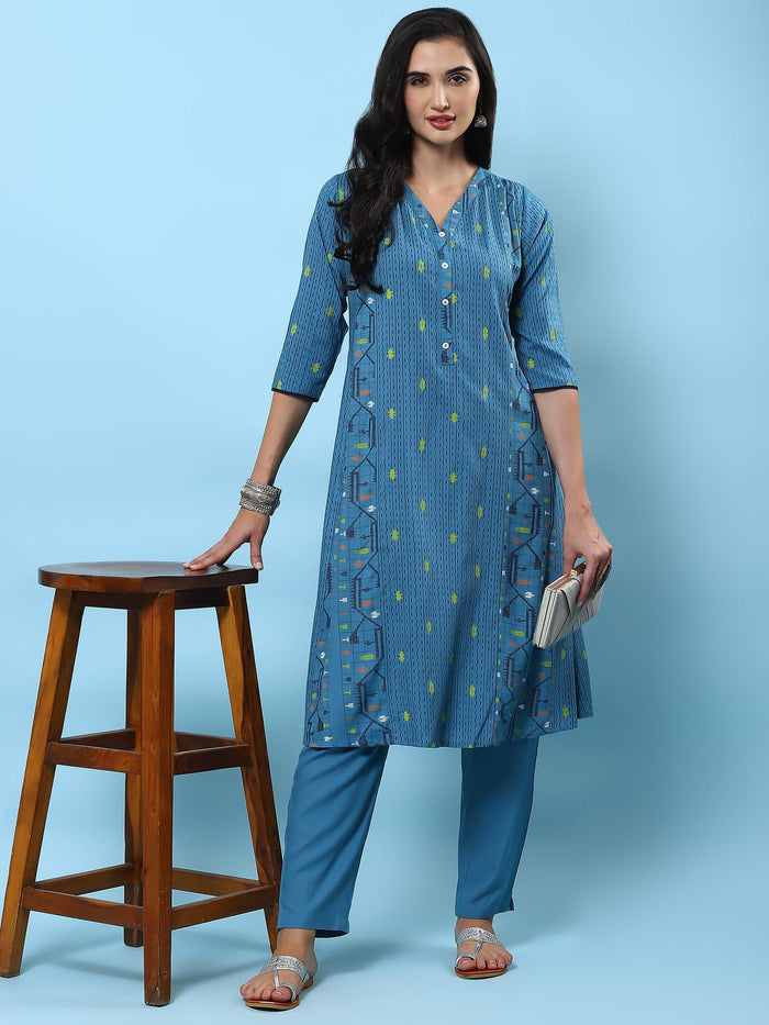 Women Blue Aztec Printed Kurta With Trouser.