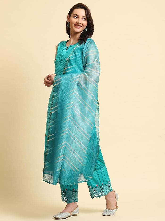 Women Blue Geometric Print Kurta Comfort Pant Dupatta.
