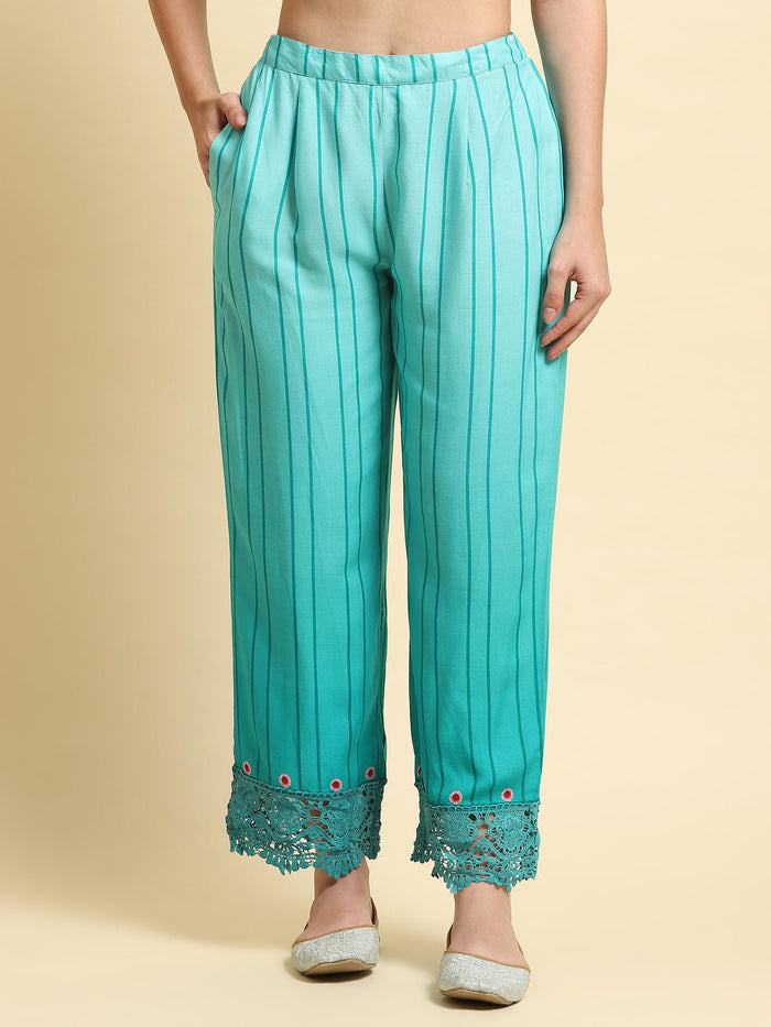 Women Blue Geometric Print Kurta Comfort Pant Dupatta.