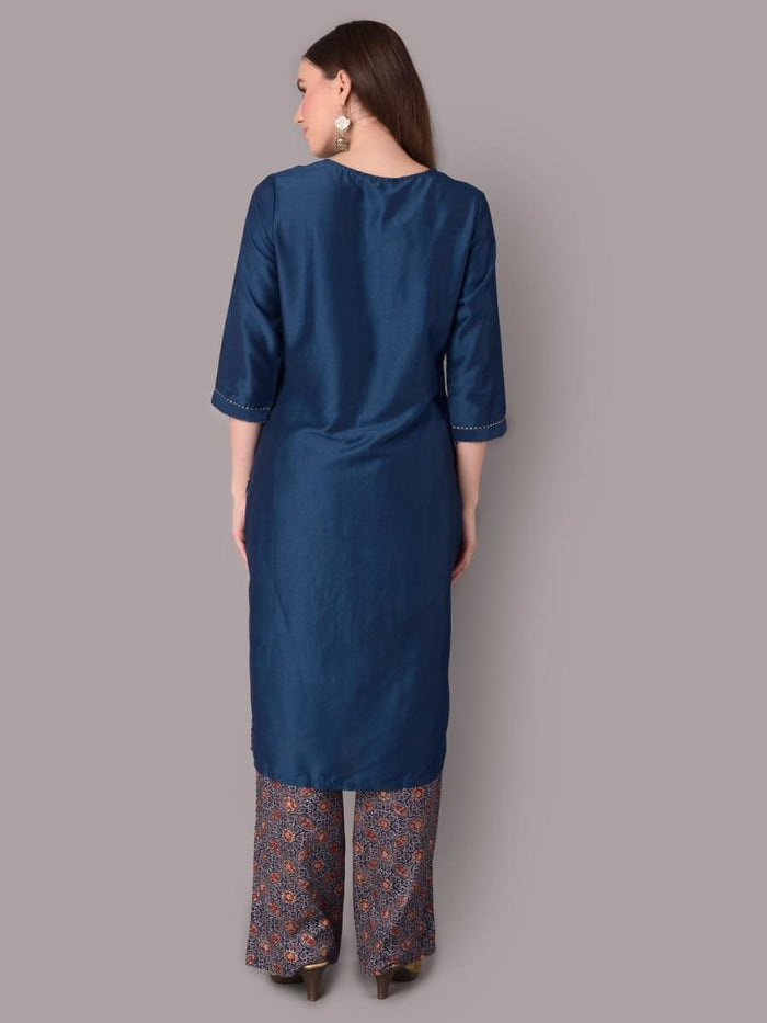 Women Blue Kurta With Trouser.