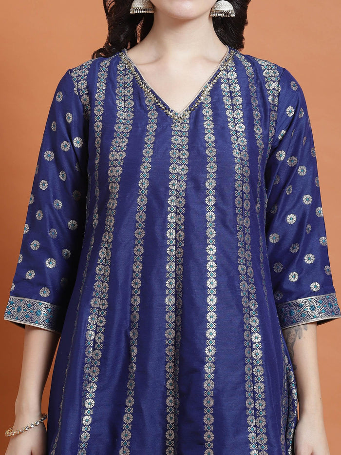 Women Blue Printed Dress With Dupatta.