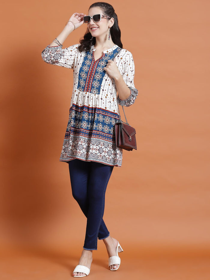 Women Blue Solid Narrow Fringe Jegging.