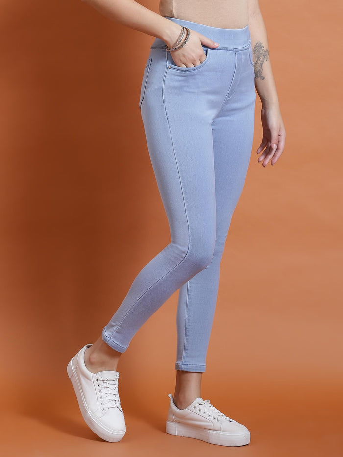 Women Blue Solid Narrow Jegging.