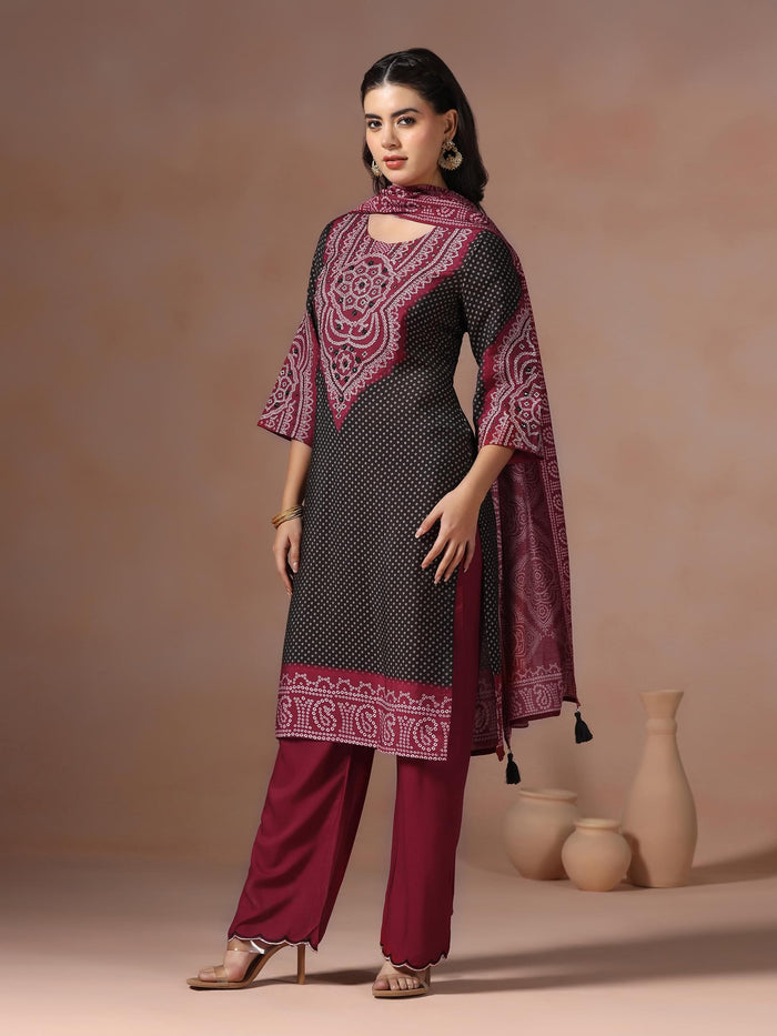 Women Chanderi Black Bandhani Print Embroidered Kurta Comfort Pant Dupatta.