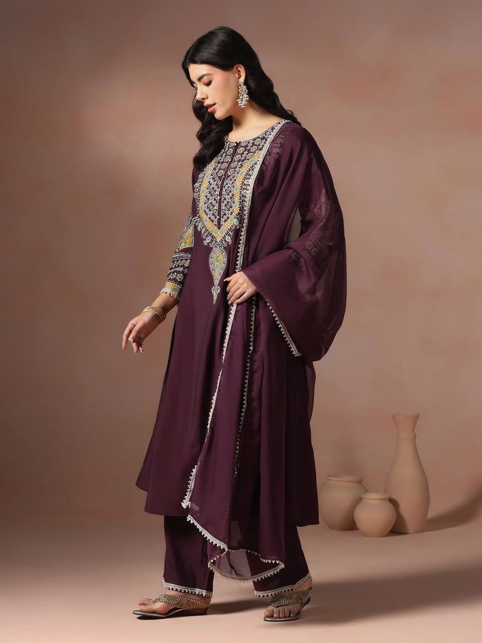 Women Chanderi Burgundy Embroidered Kurta Comfort Pant Dupatta.