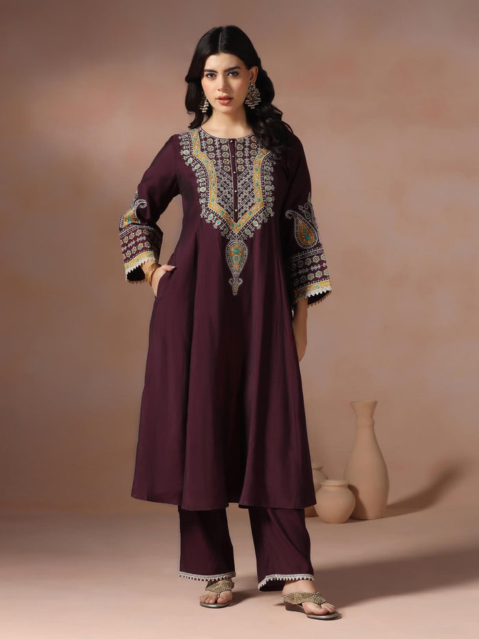 Women Chanderi Burgundy Embroidered Kurta Comfort Pant Dupatta.