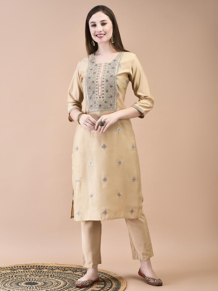 Women Chanderi Cream Embroidered Kurta Trouser Dupatta.