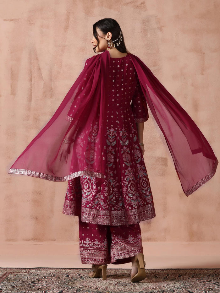 Women Chanderi Fuchsia Printed Kurta Comfort Pant Dupatta.