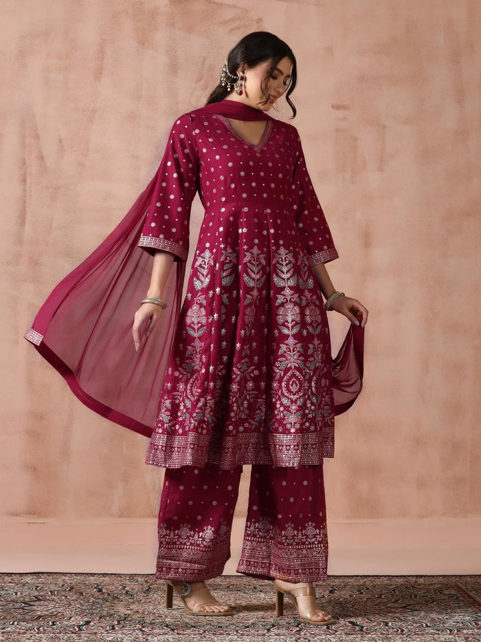 Women Chanderi Fuchsia Printed Kurta Comfort Pant Dupatta.