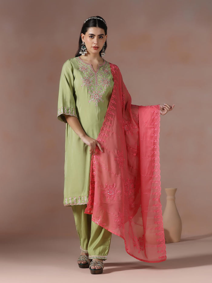 Women Chanderi Green Embroidered Kurta Comfort Pant Dupatta.