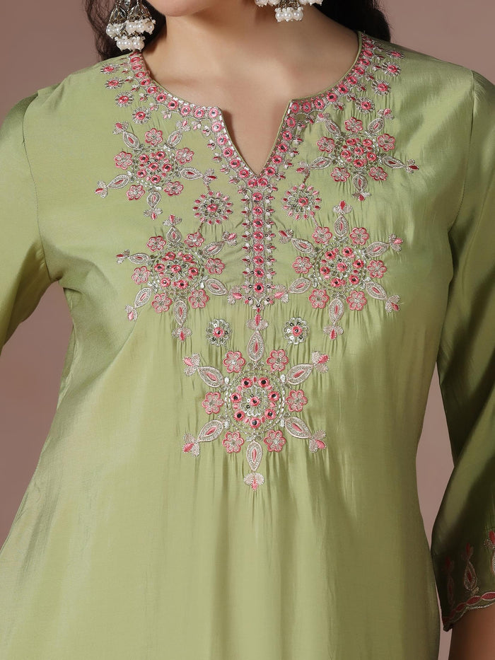 Women Chanderi Green Embroidered Kurta Comfort Pant Dupatta.