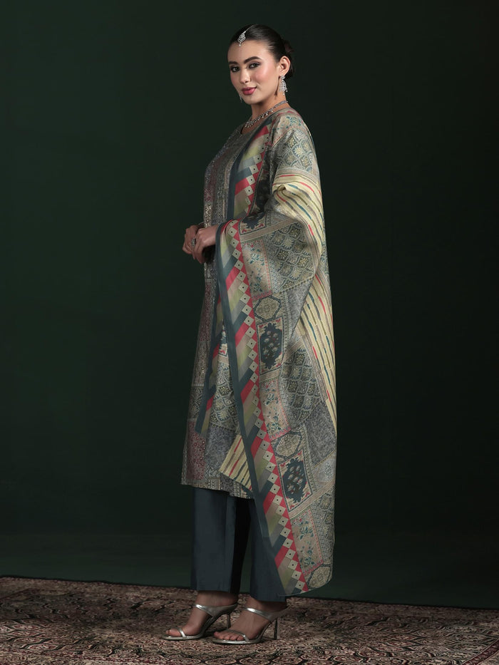 Women Chanderi Grey Embroidered Kurta Comfort Pant Dupatta.