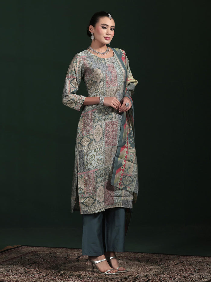 Women Chanderi Grey Embroidered Kurta Comfort Pant Dupatta.